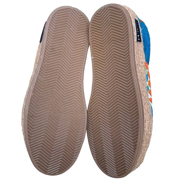 Sugar Skull Artsy Embroidered Slip on Shoes Sz 6 Espadrille Handmade Goth Unique - Picture 3 of 8